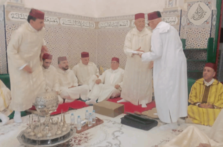  تسليم هبة ملكية لحفدة الشيخ أبي محمد صالح بمدينة آسفي