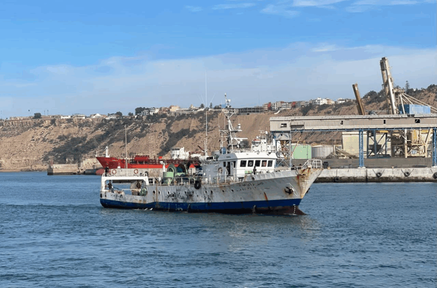 سفينة البحث العلمي “الأمير مولاي عبد الله” تنفذ مهمة علمية بسواحل آسفي