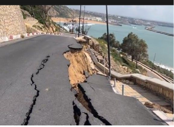  انهيار جزئي بـ“رأس الأفعى” يثير الهلع دون تسجيل خسائر بشرية